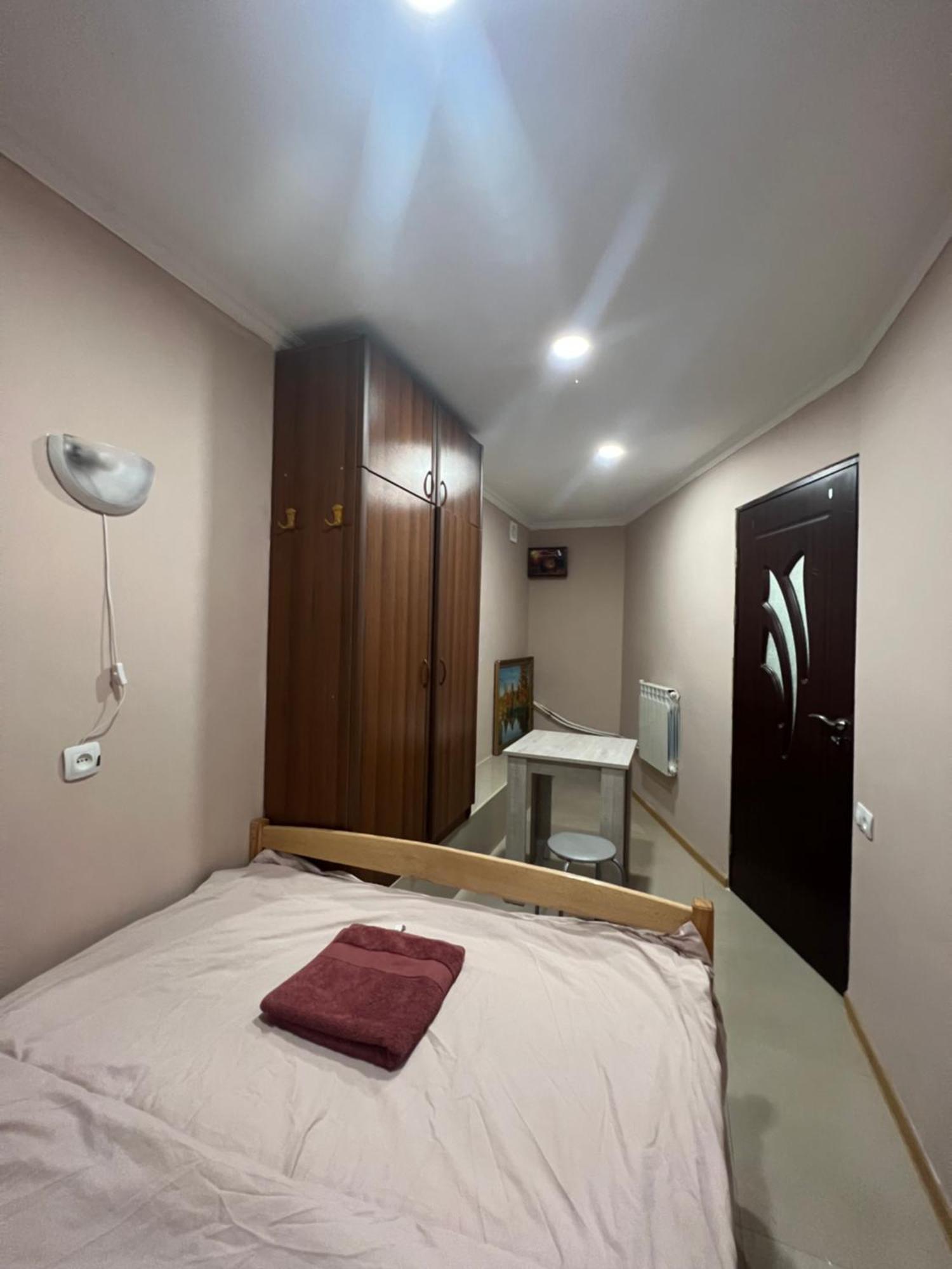 Pushkiin Hotel Yerevan Bagian luar foto