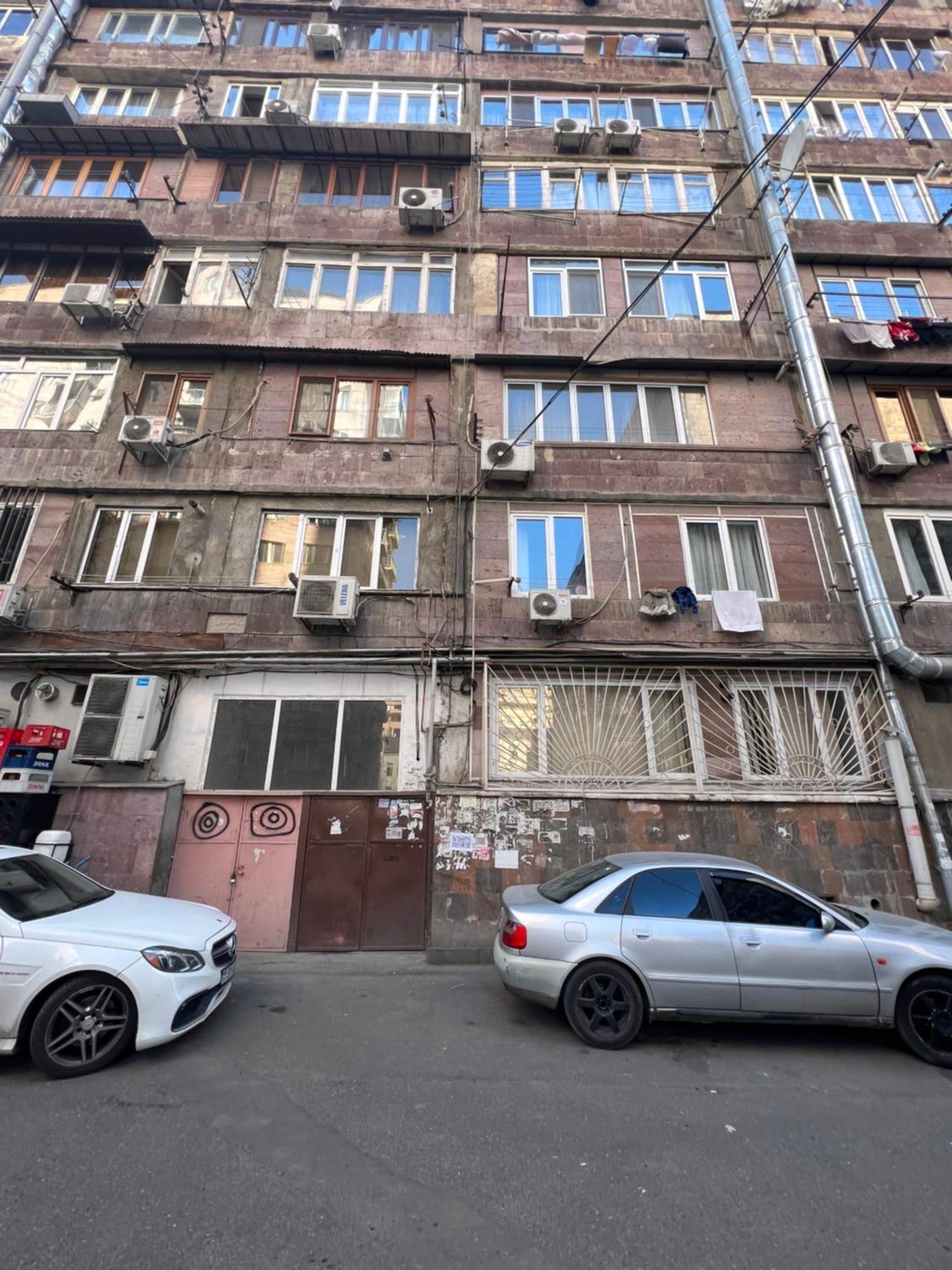 Pushkiin Hotel Yerevan Bagian luar foto