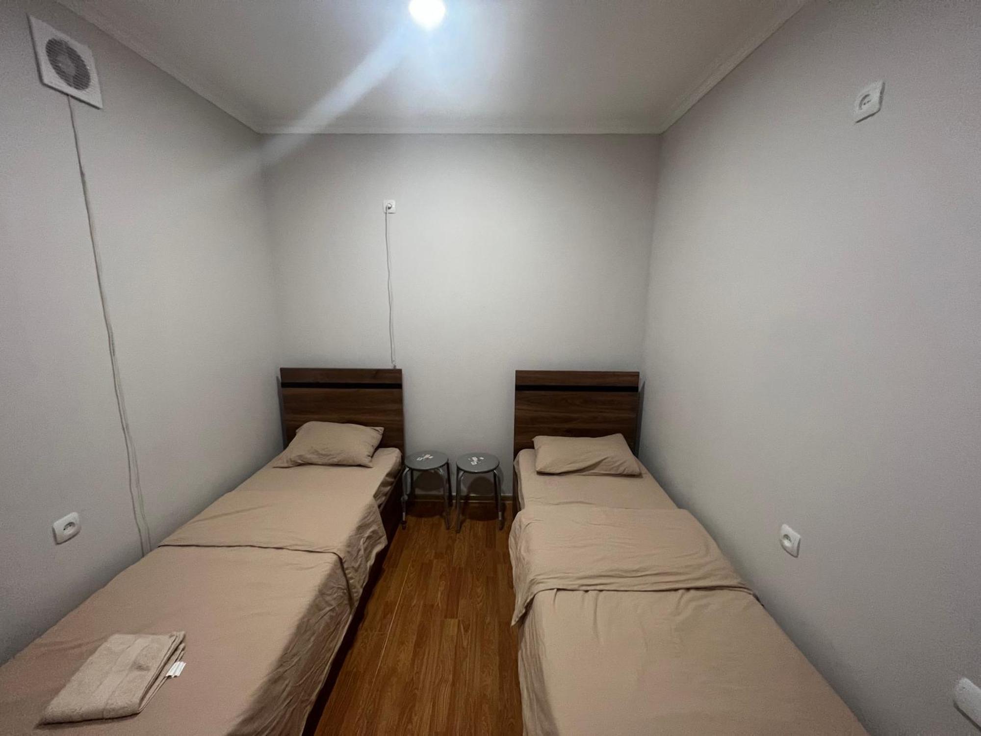 Pushkiin Hotel Yerevan Bagian luar foto