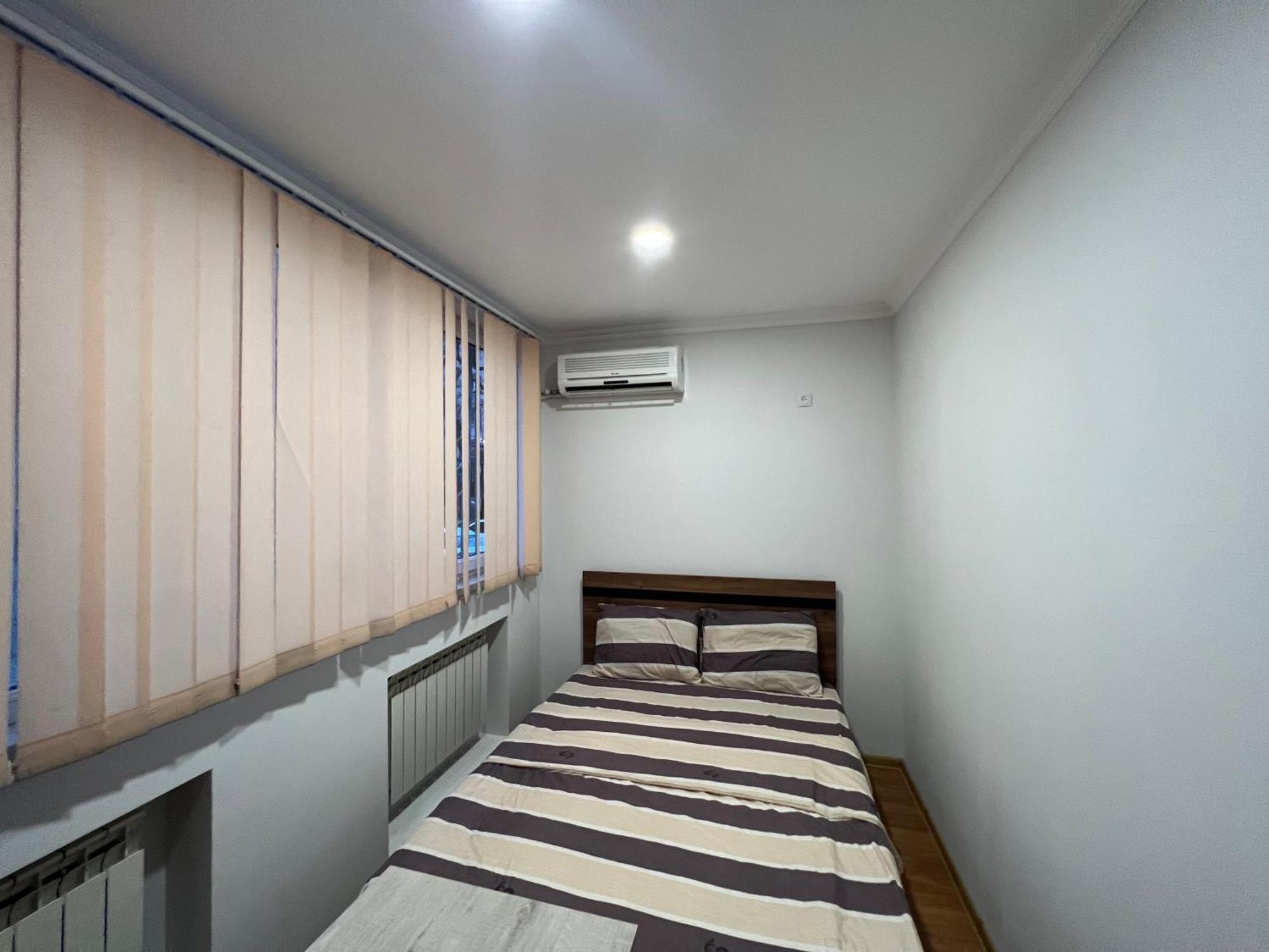 Pushkiin Hotel Yerevan Bagian luar foto